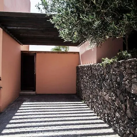 Casa Acebuche Holiday home La Oliva